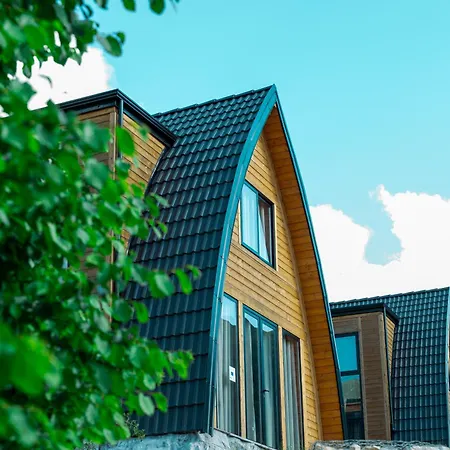 Lodge Altus Highland Tepelene