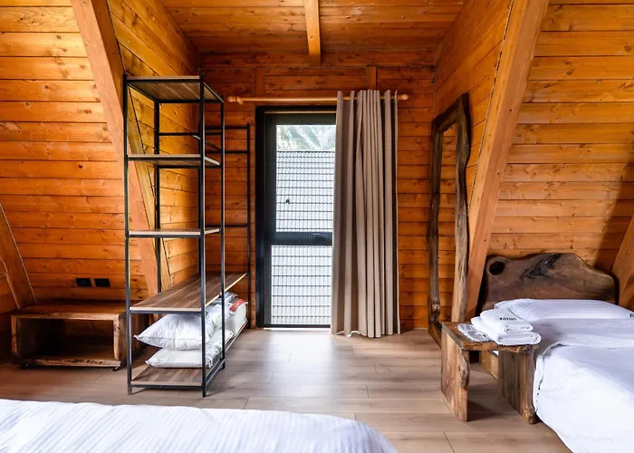 山林小屋 Altus Highland *