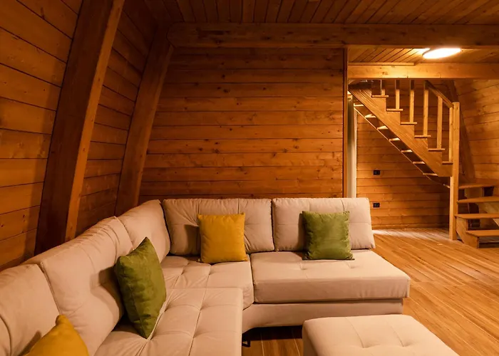 Altus Highland 山林小屋