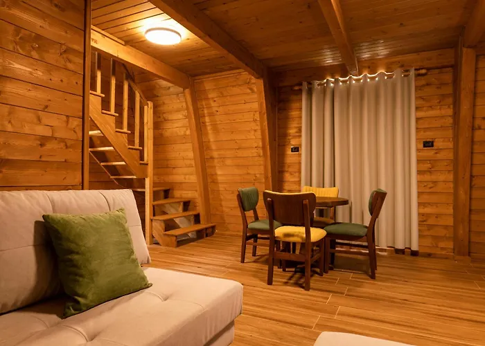 Altus Highland 山林小屋