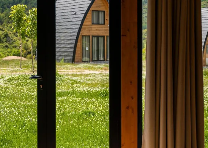 Altus Highland 山林小屋 *