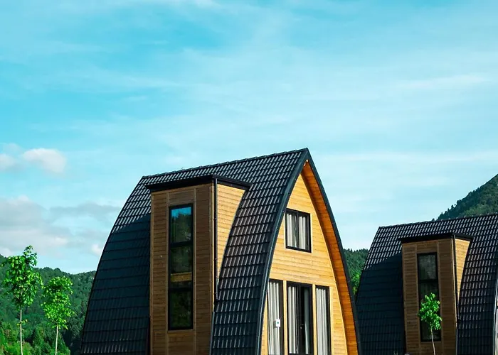 Altus Highland Деревянный коттедж Tepelene