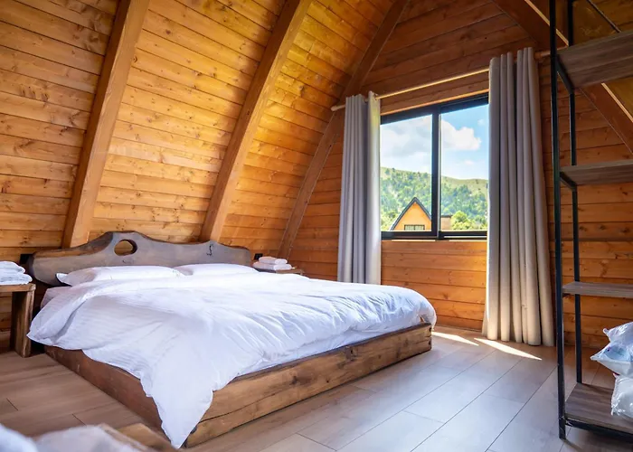 Altus Highland * Tepelene